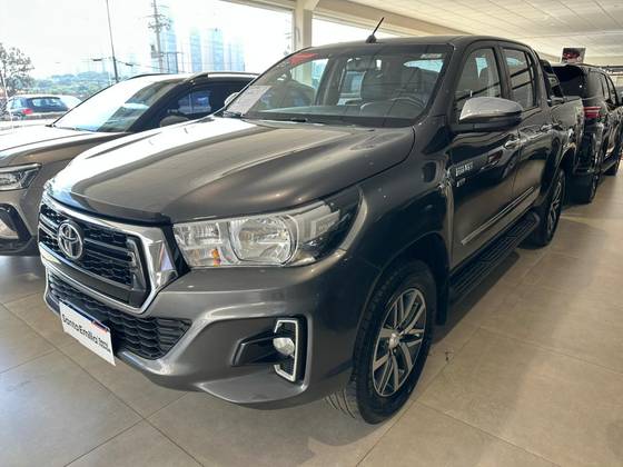 TOYOTA HILUX 2.7 SRV 4X2 CD 16V FLEX 4P AUTOMÁTICO TOYOTA HILUX 2.7 SRV 4X2 CD 16V FLEX 4P AUTOMÁTICO